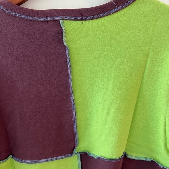 Daydreamer Size XL Patch Shrunken Tee Cropped T- Shirt NWT - Picture 6 of 13